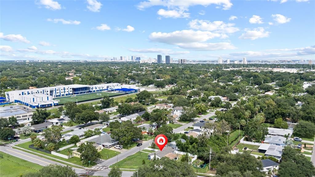 : $569,900 (3 camas, 2 baños, 1776 Pies cuadrados)