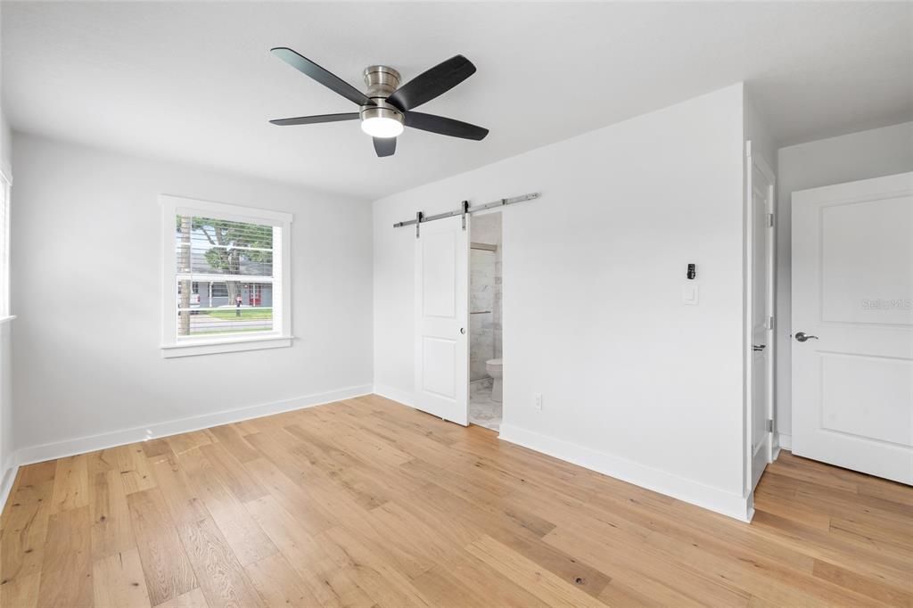 : $569,900 (3 camas, 2 baños, 1776 Pies cuadrados)
