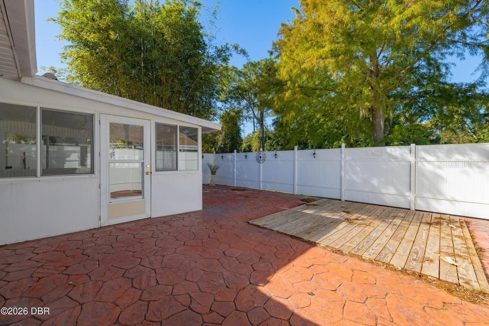 En Venta: $215,000 (3 camas, 2 baños, 1192 Pies cuadrados)