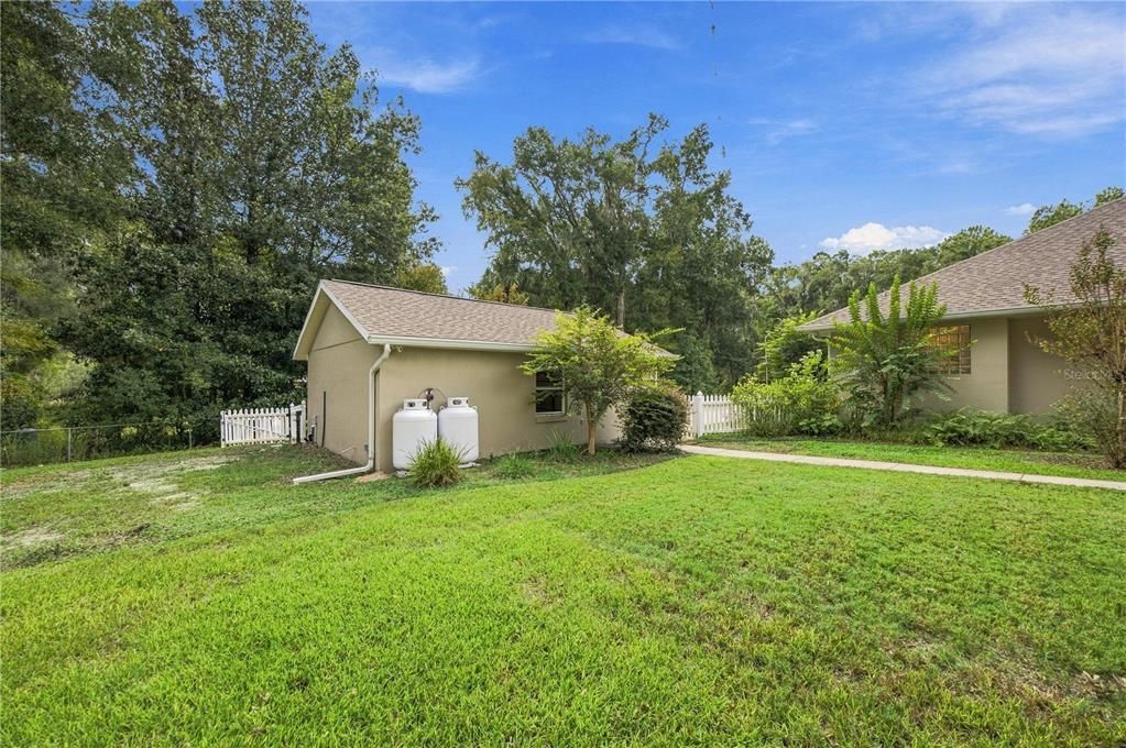 For Sale: $589,000 (3 beds, 2 baths, 2675 Square Feet)