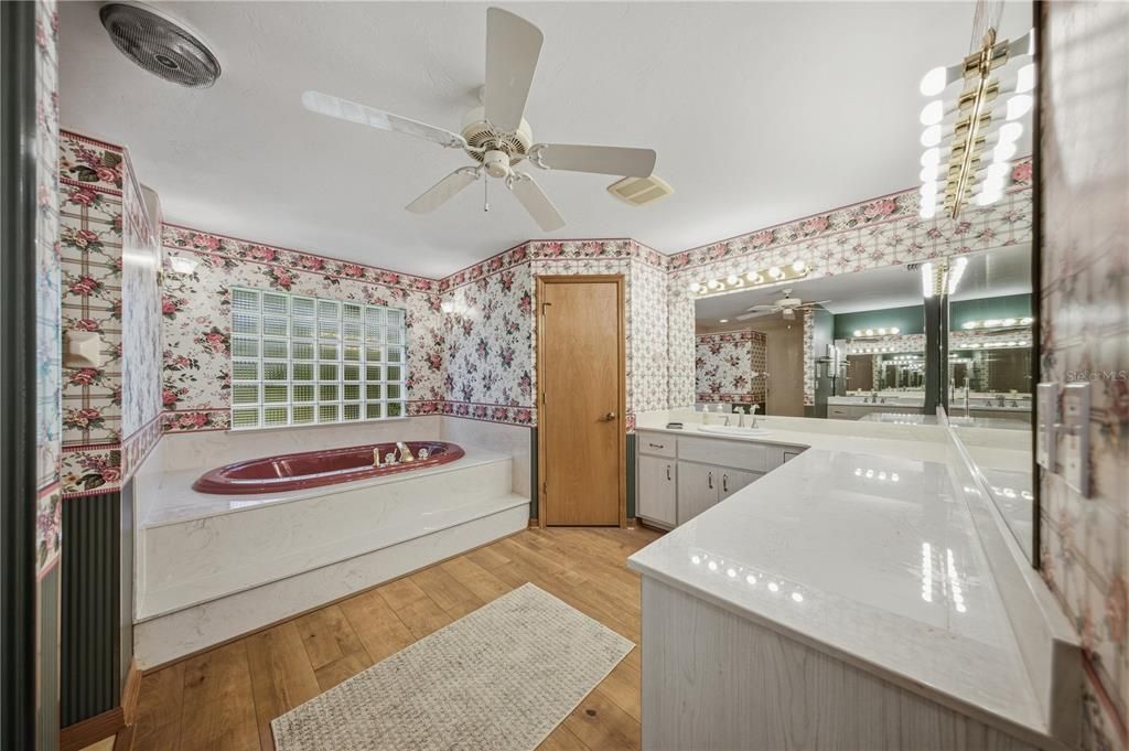 For Sale: $589,000 (3 beds, 2 baths, 2675 Square Feet)