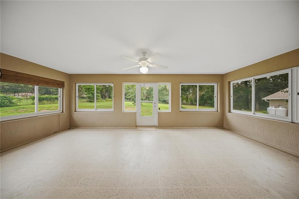 For Sale: $589,000 (3 beds, 2 baths, 2675 Square Feet)