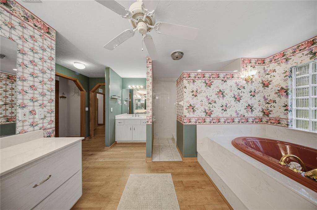 For Sale: $589,000 (3 beds, 2 baths, 2675 Square Feet)