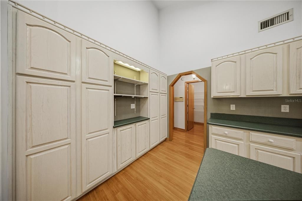 For Sale: $589,000 (3 beds, 2 baths, 2675 Square Feet)