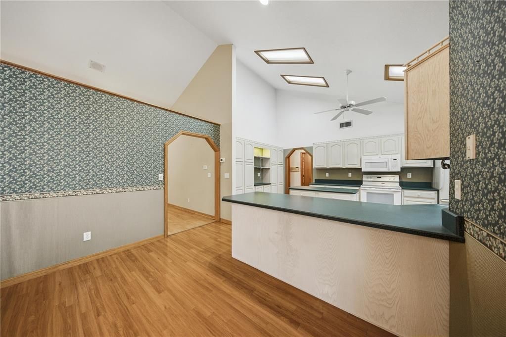 For Sale: $589,000 (3 beds, 2 baths, 2675 Square Feet)