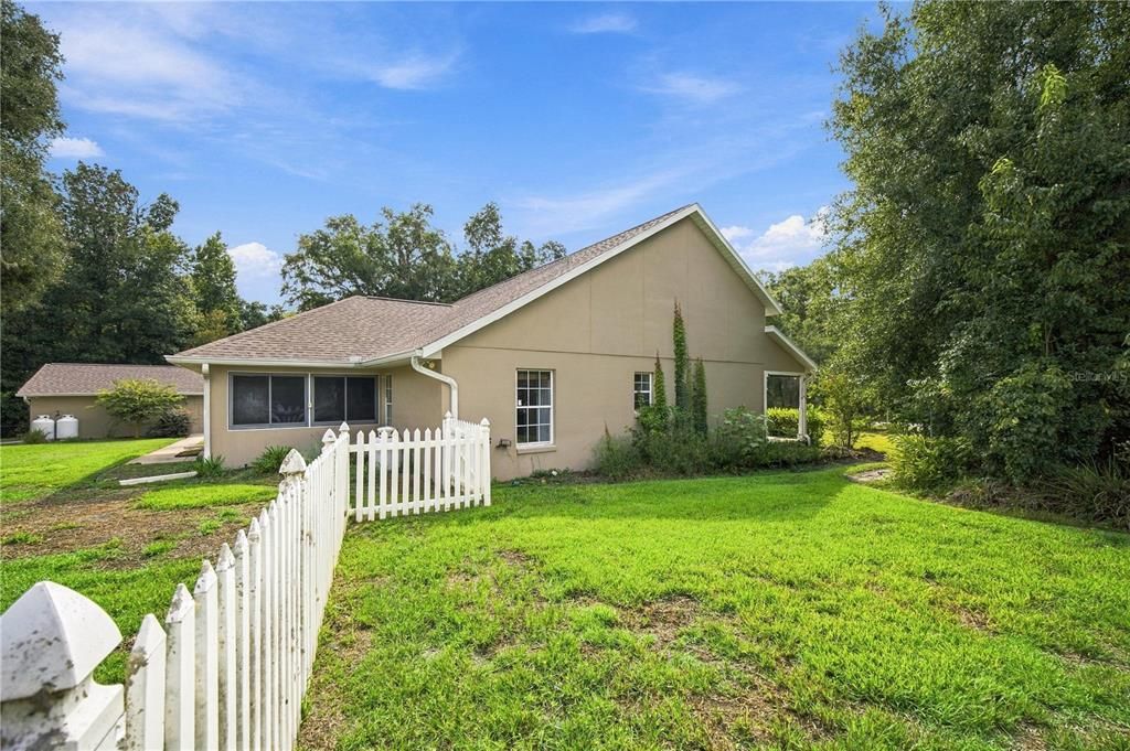 For Sale: $589,000 (3 beds, 2 baths, 2675 Square Feet)