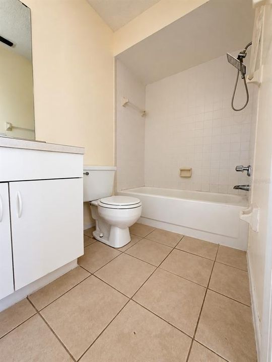 В аренду: $1,950 (3 спален, 2 ванн, 2108 Квадратных фут)