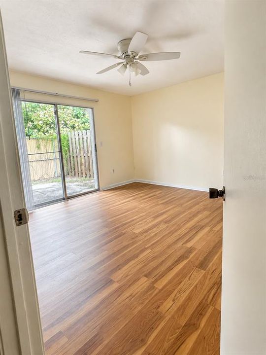 В аренду: $1,950 (3 спален, 2 ванн, 2108 Квадратных фут)