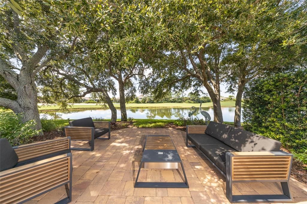 For Sale: $929,000 (3 beds, 3 baths, 2752 Square Feet)