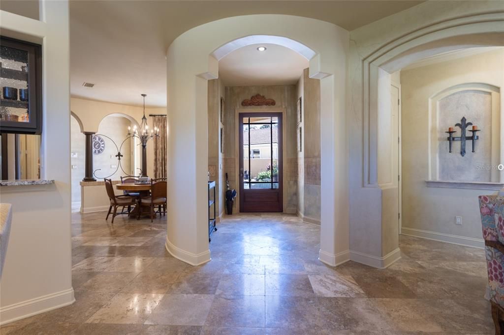 For Sale: $929,000 (3 beds, 3 baths, 2752 Square Feet)