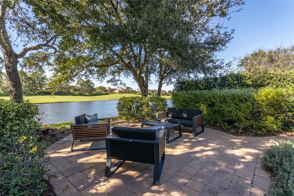 For Sale: $929,000 (3 beds, 3 baths, 2752 Square Feet)