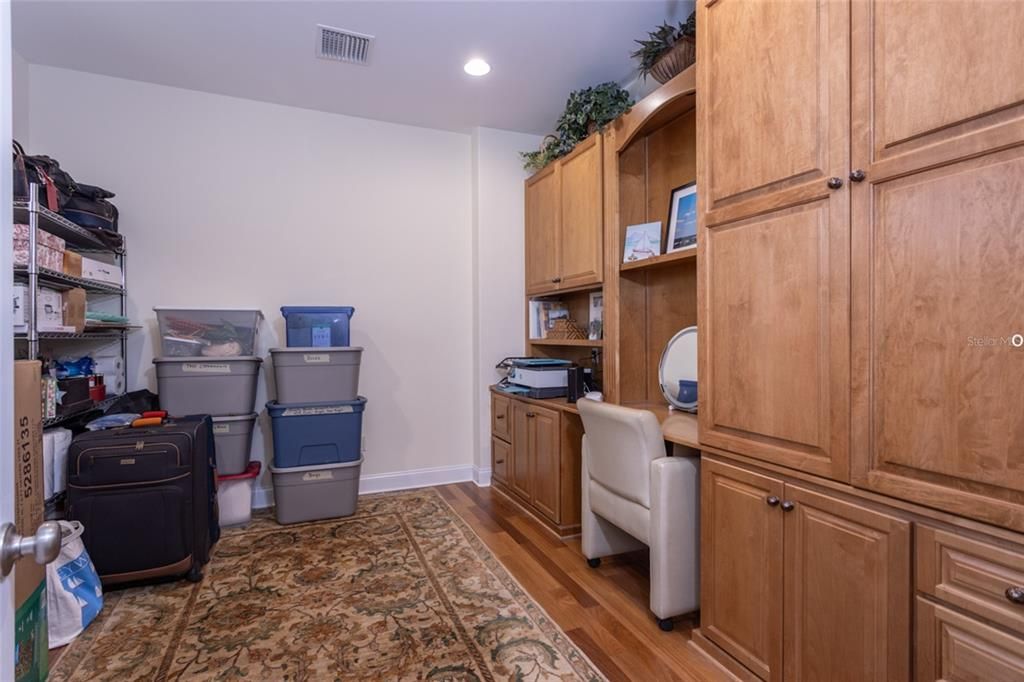 For Sale: $929,000 (3 beds, 3 baths, 2752 Square Feet)