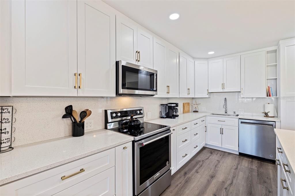 En Venta: $674,900 (3 camas, 2 baños, 1275 Pies cuadrados)