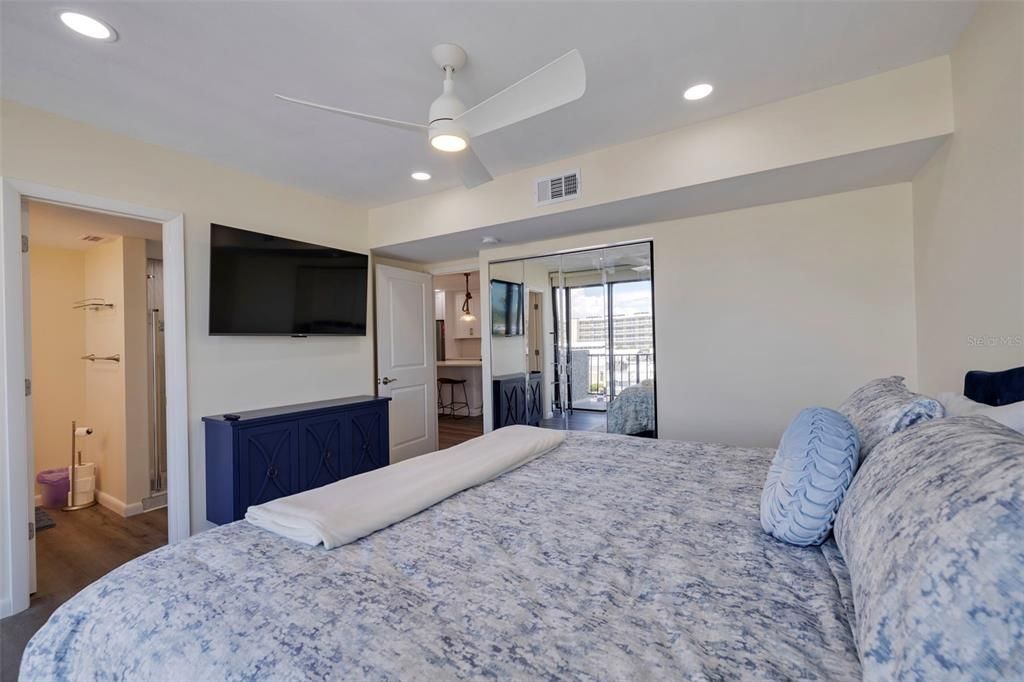 En Venta: $674,900 (3 camas, 2 baños, 1275 Pies cuadrados)
