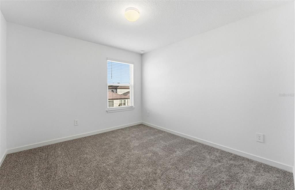 For Sale: $500,800 (4 beds, 2 baths, 2386 Square Feet)