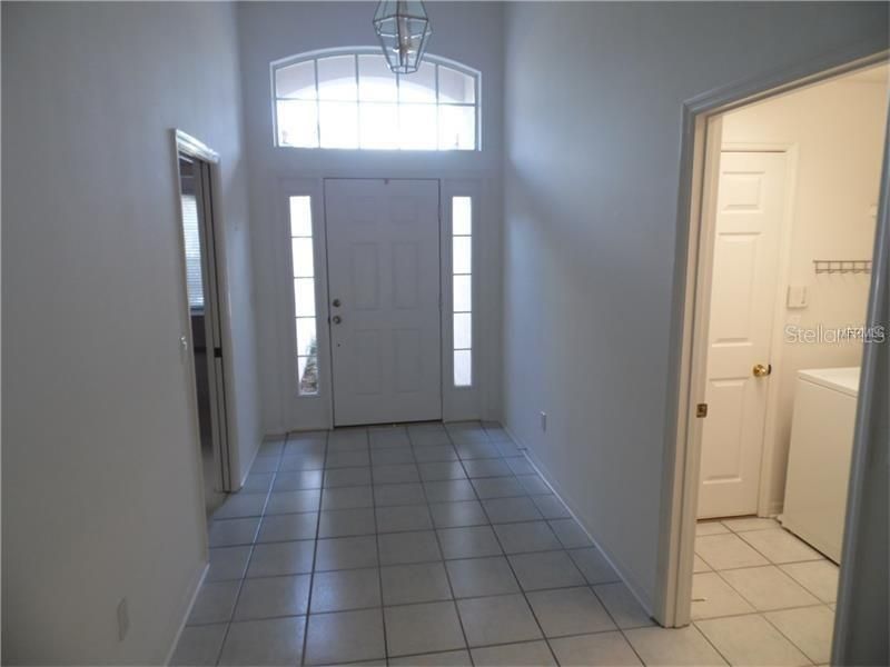 For Rent: $2,400 (4 beds, 2 baths, 1788 Square Feet)