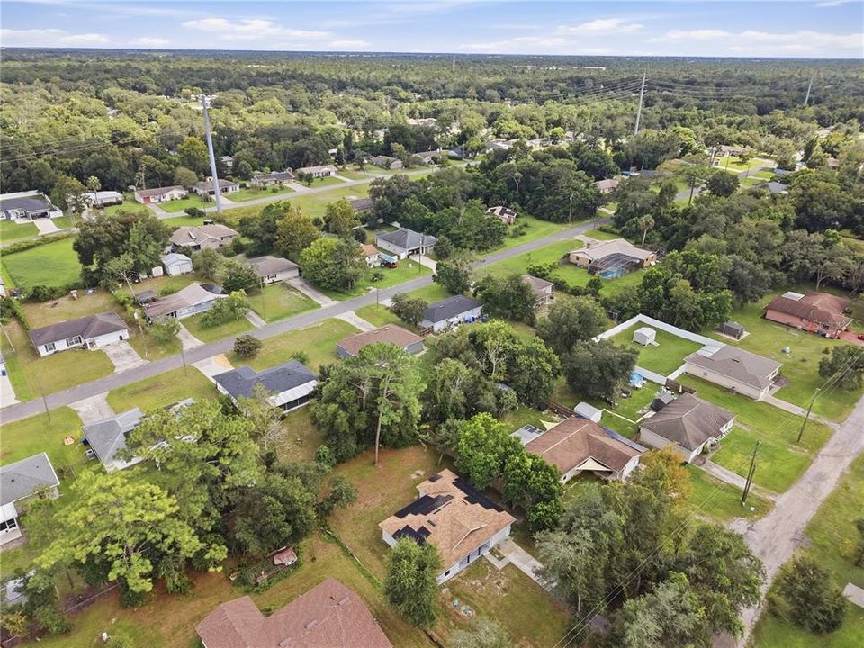 For Sale: $299,900 (3 beds, 2 baths, 1245 Square Feet)