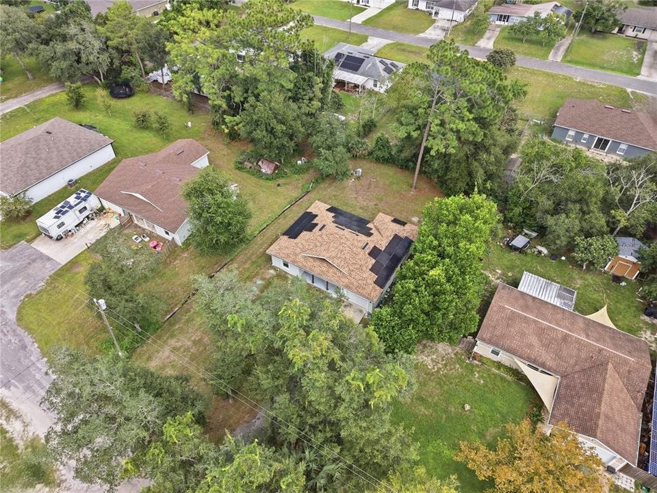 For Sale: $299,900 (3 beds, 2 baths, 1245 Square Feet)