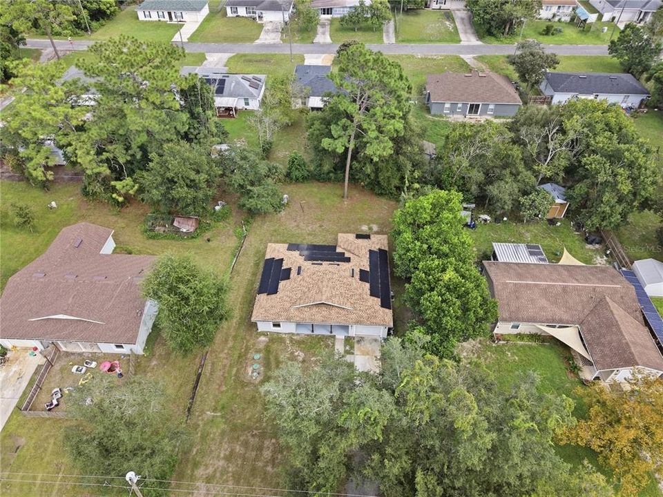 For Sale: $299,900 (3 beds, 2 baths, 1245 Square Feet)