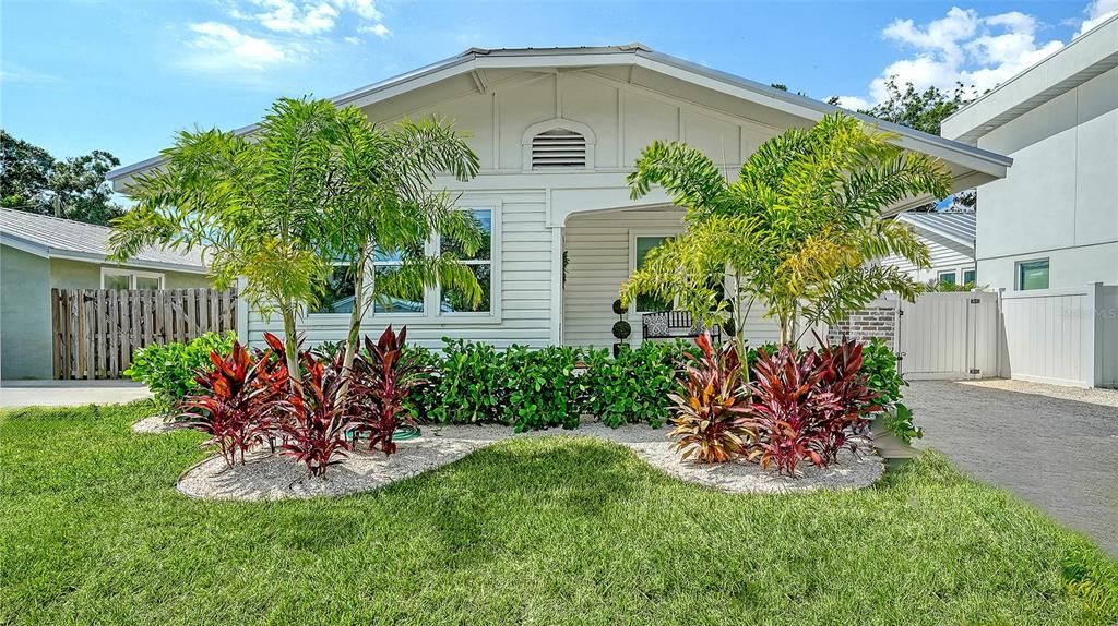 На продажу: $899,000 (3 спален, 3 ванн, 1779 Квадратных фут)