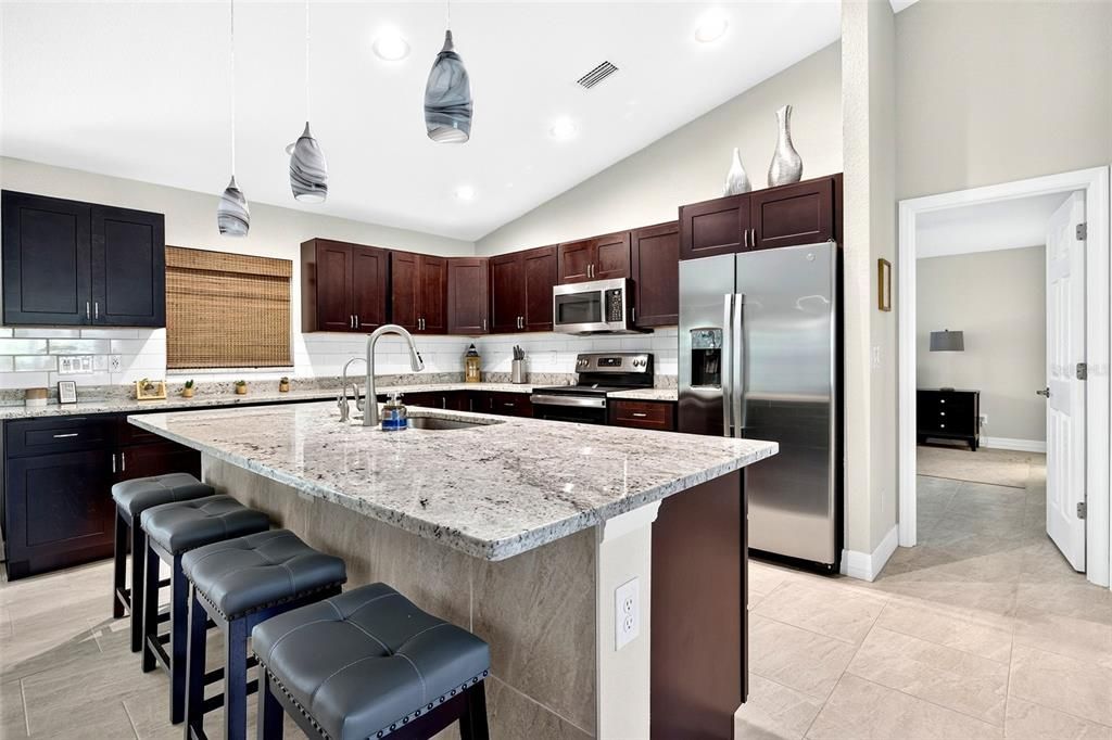 En Venta: $319,900 (3 camas, 2 baños, 1427 Pies cuadrados)