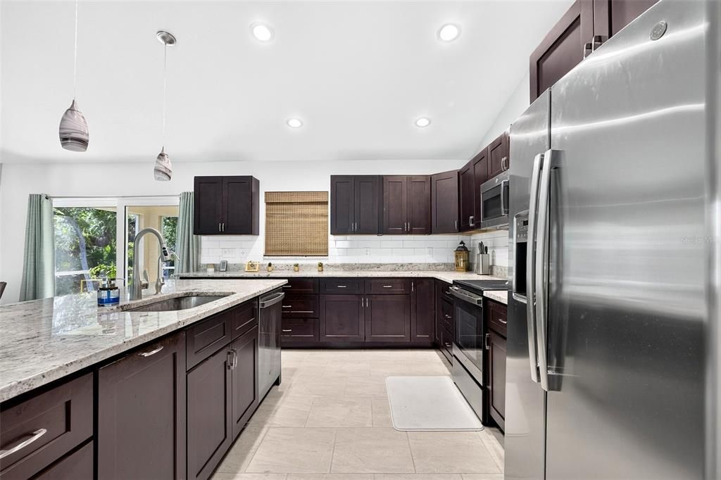 En Venta: $319,900 (3 camas, 2 baños, 1427 Pies cuadrados)