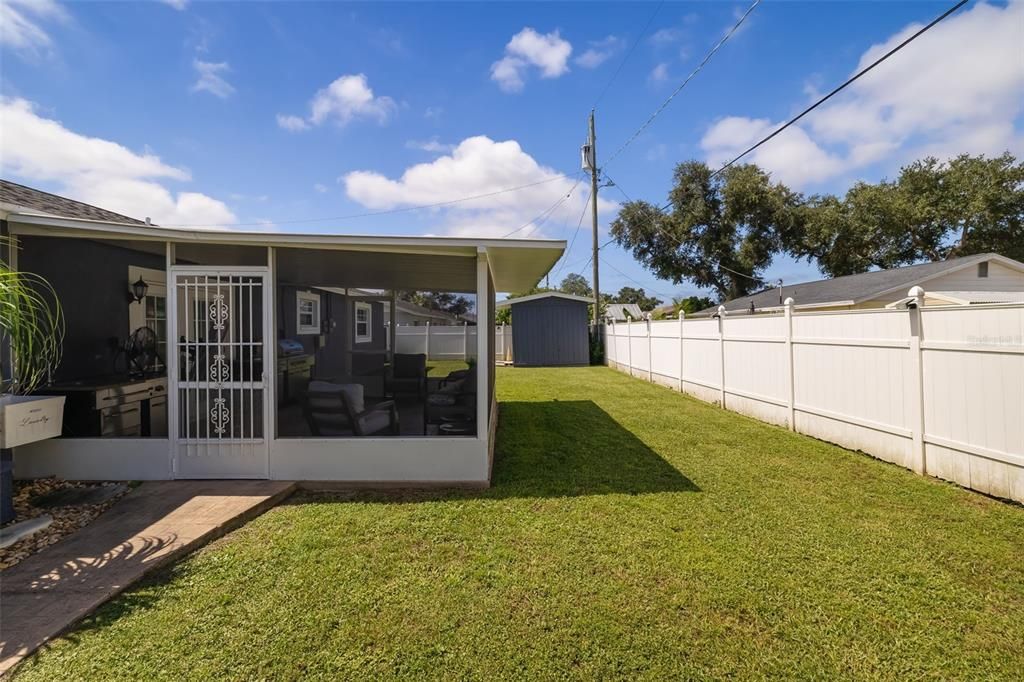 For Sale: $399,000 (4 beds, 2 baths, 1636 Square Feet)