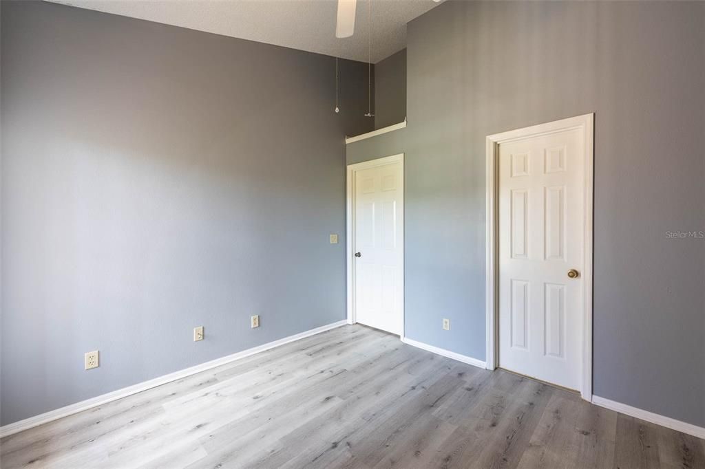 For Sale: $175,000 (2 beds, 2 baths, 1103 Square Feet)