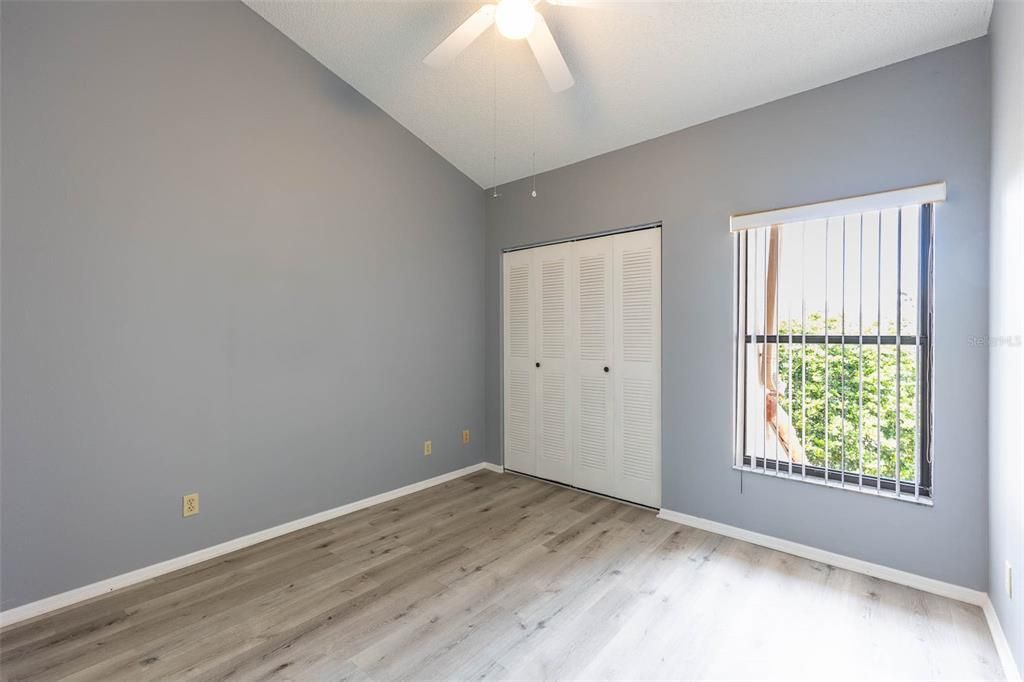 For Sale: $175,000 (2 beds, 2 baths, 1103 Square Feet)