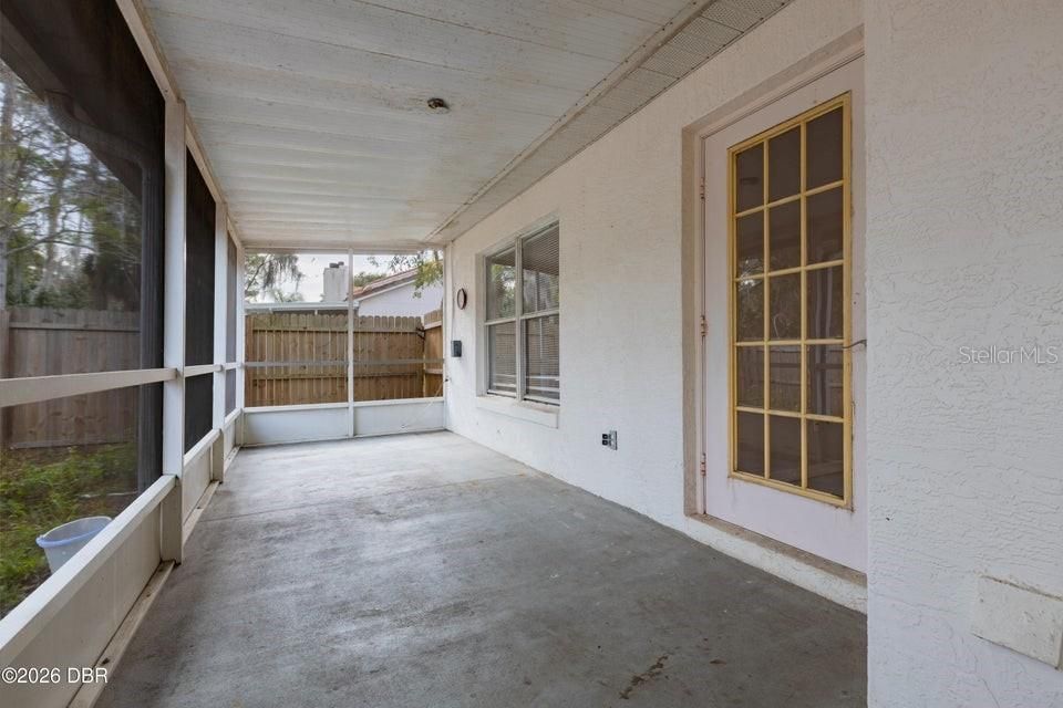 En Venta: $215,000 (3 camas, 2 baños, 1352 Pies cuadrados)