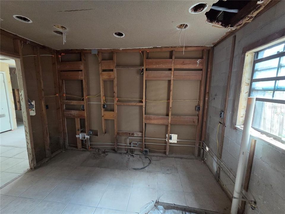 En Venta: $199,000 (3 camas, 2 baños, 1456 Pies cuadrados)