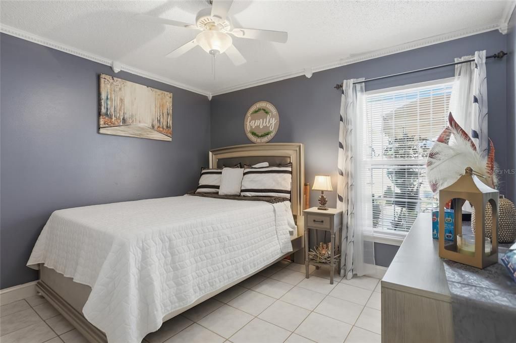 For Sale: $350,000 (3 beds, 2 baths, 1360 Square Feet)