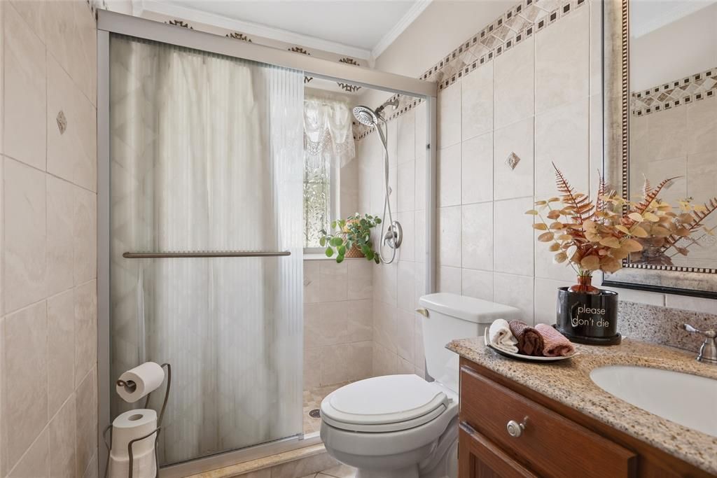 For Sale: $350,000 (3 beds, 2 baths, 1360 Square Feet)