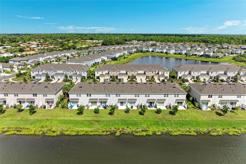 На продажу: $324,900 (3 спален, 2 ванн, 1407 Квадратных фут)