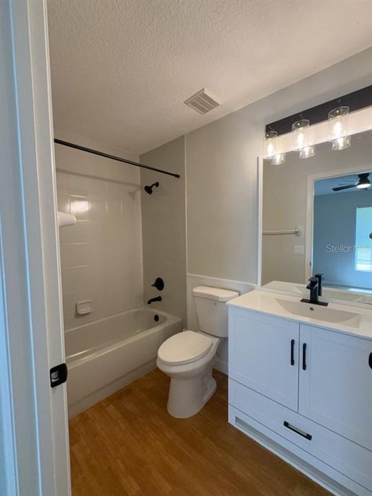 For Rent: $1,674 (3 beds, 2 baths, 1196 Square Feet)