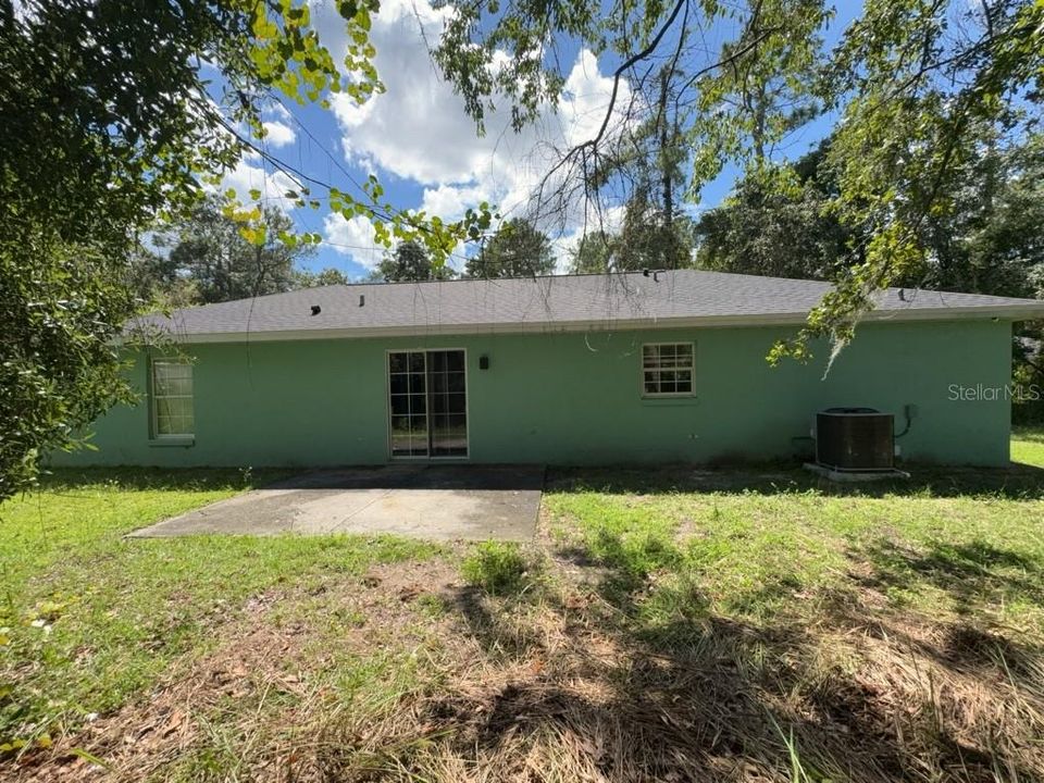 For Rent: $1,674 (3 beds, 2 baths, 1196 Square Feet)