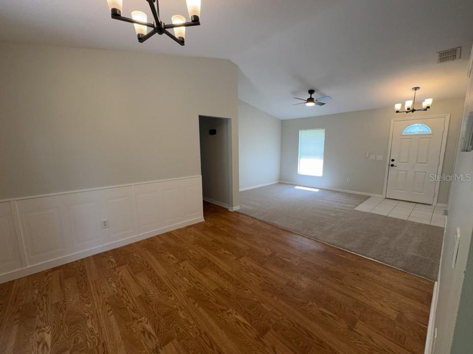 For Rent: $1,674 (3 beds, 2 baths, 1196 Square Feet)