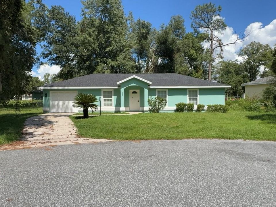 For Rent: $1,674 (3 beds, 2 baths, 1196 Square Feet)