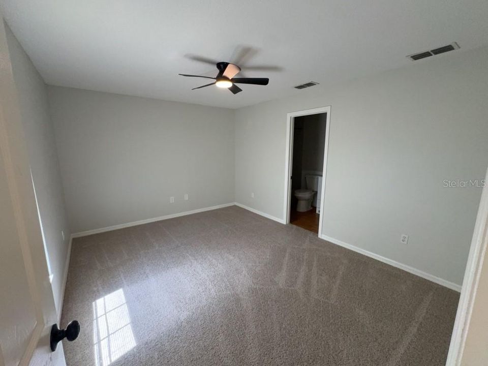 For Rent: $1,674 (3 beds, 2 baths, 1196 Square Feet)