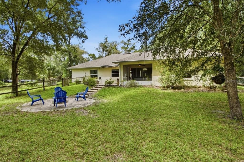 For Sale: $475,000 (4 beds, 3 baths, 2046 Square Feet)