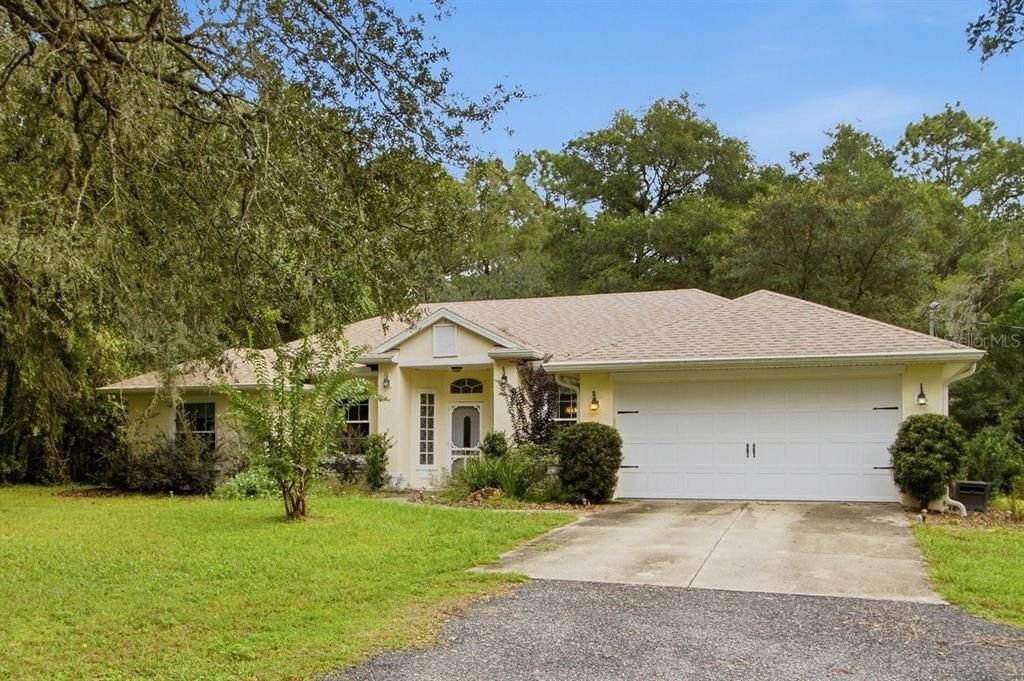 For Sale: $475,000 (4 beds, 3 baths, 2046 Square Feet)