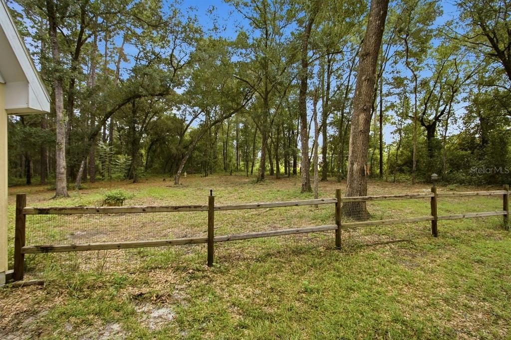 For Sale: $475,000 (4 beds, 3 baths, 2046 Square Feet)