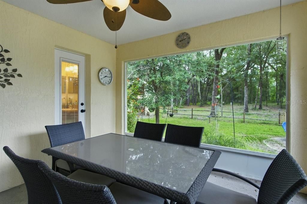 For Sale: $475,000 (4 beds, 3 baths, 2046 Square Feet)