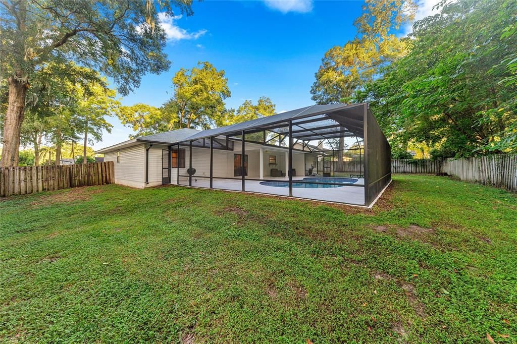 For Sale: $375,000 (3 beds, 2 baths, 1872 Square Feet)