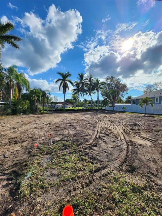 For Sale: $649,900 (0.24 acres)