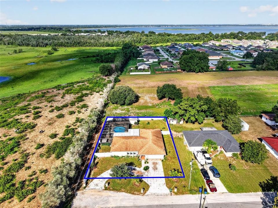 En Venta: $330,000 (3 camas, 3 baños, 1789 Pies cuadrados)