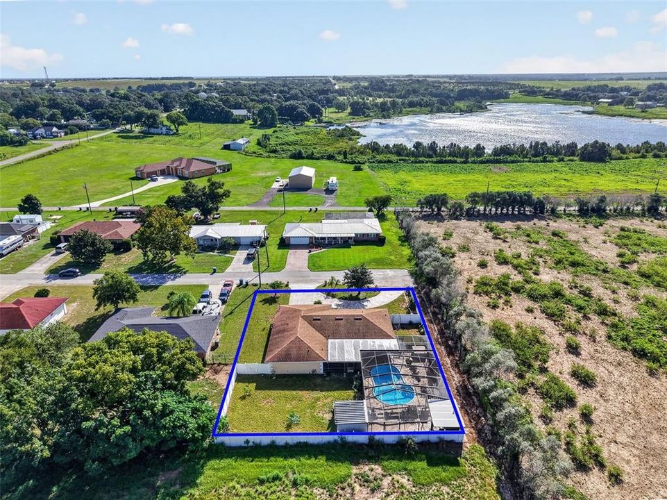 En Venta: $330,000 (3 camas, 3 baños, 1789 Pies cuadrados)