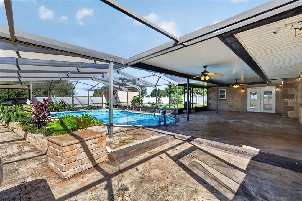 En Venta: $330,000 (3 camas, 3 baños, 1789 Pies cuadrados)