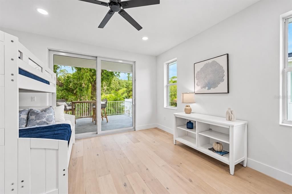 For Sale: $1,690,000 (5 beds, 2 baths, 3032 Square Feet)