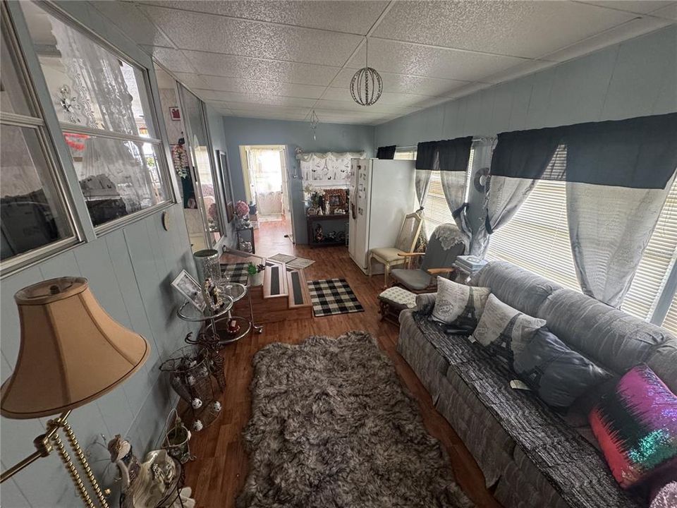 For Sale: $115,000 (3 beds, 2 baths, 780 Square Feet)